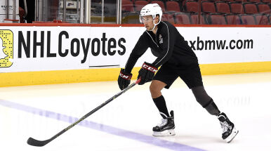 Były hokeista NHL na protezie wraca na lodowisko. 