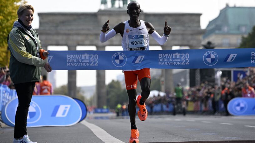 Rekord świata w maratonie. Fenomenalny występ Kenijczyka