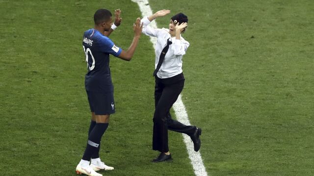   Five of Mbappe, struggling with Lovren.
Protest Pussy Riot on the field 