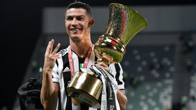 Tego trofeum jeszcze nie miał. Imponująca kolekcja Ronaldo