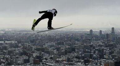 Skoki narciarskie Sapporo 2023 [TERMINARZ]. Kiedy i o której godzinie kwalifikacje i konkursy PŚ?