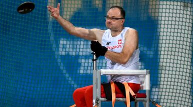 Piotr Kosewicz ze złotym medalem paraolimpiady. Wygrał w rzucie dyskiem