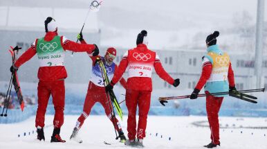 Pekin 2022. Rosyjska sztafeta poza zasięgiem rywali. Ciekawa walka o pozostałe medale