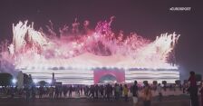 Pokaz fajerwerków podczas ceremonii otwarcia MŚ w Katarze 2022